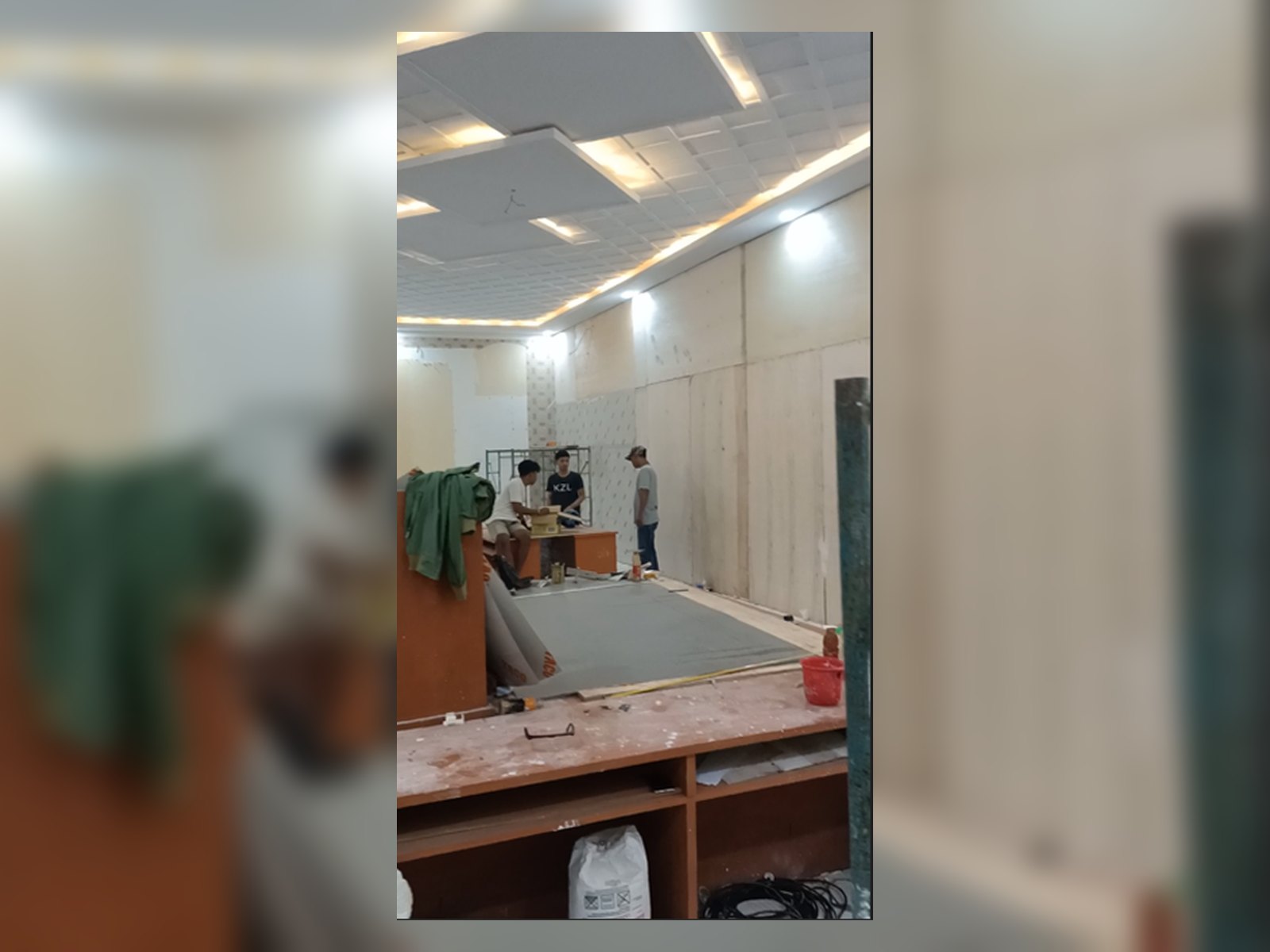 Progres pekerjaan interior ruang rapat BKAD Kabupaten Bone