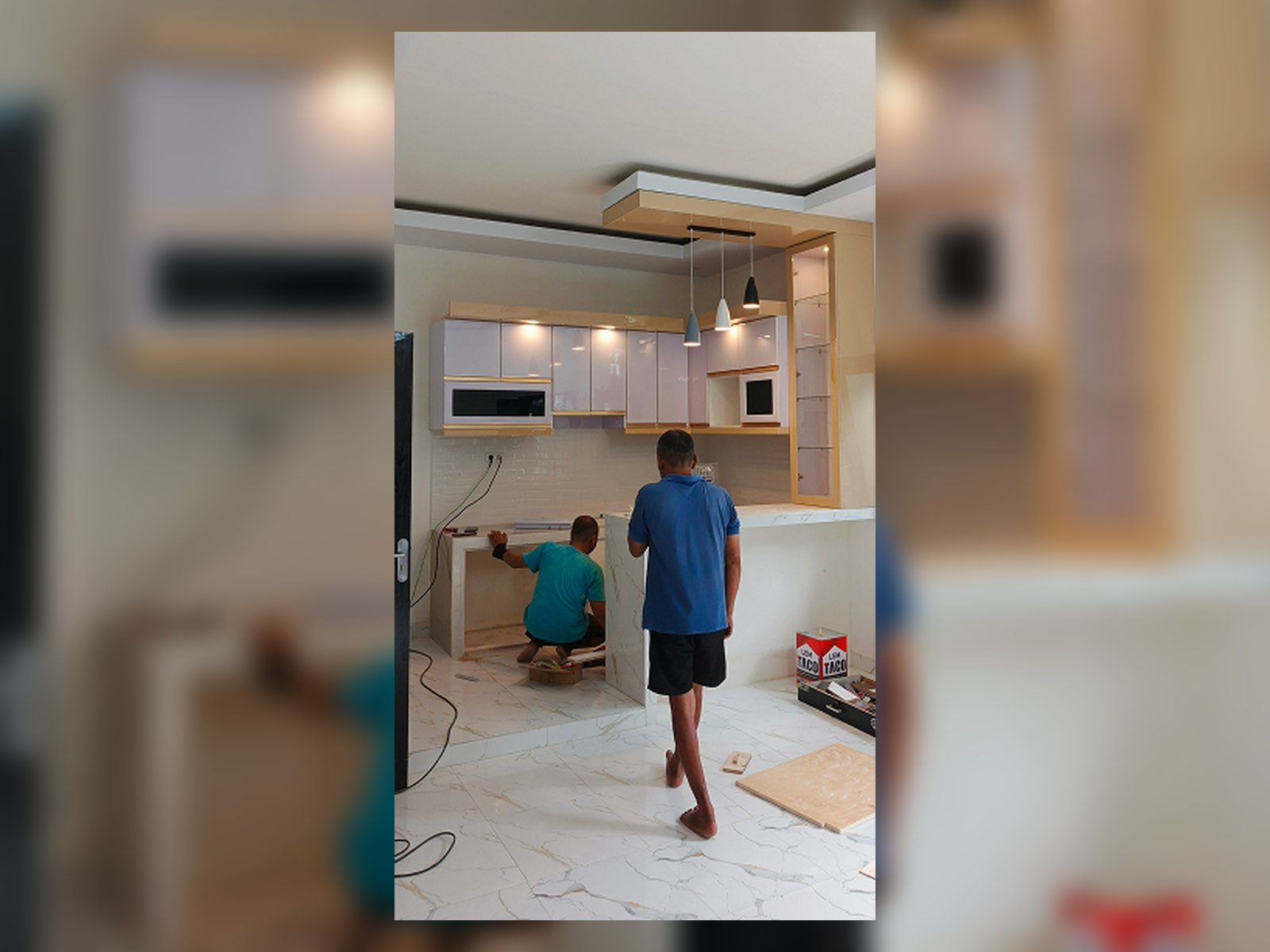 Progres pemasangan kitchen set rumah hunian Jalan Majang
